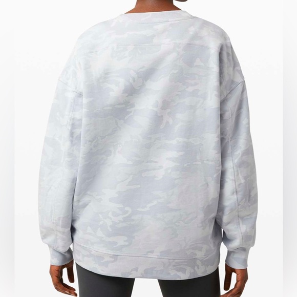Lululemon Perfectly Oversized Crew Incognito Camo Alpine White Multi - Picture 2 of 5